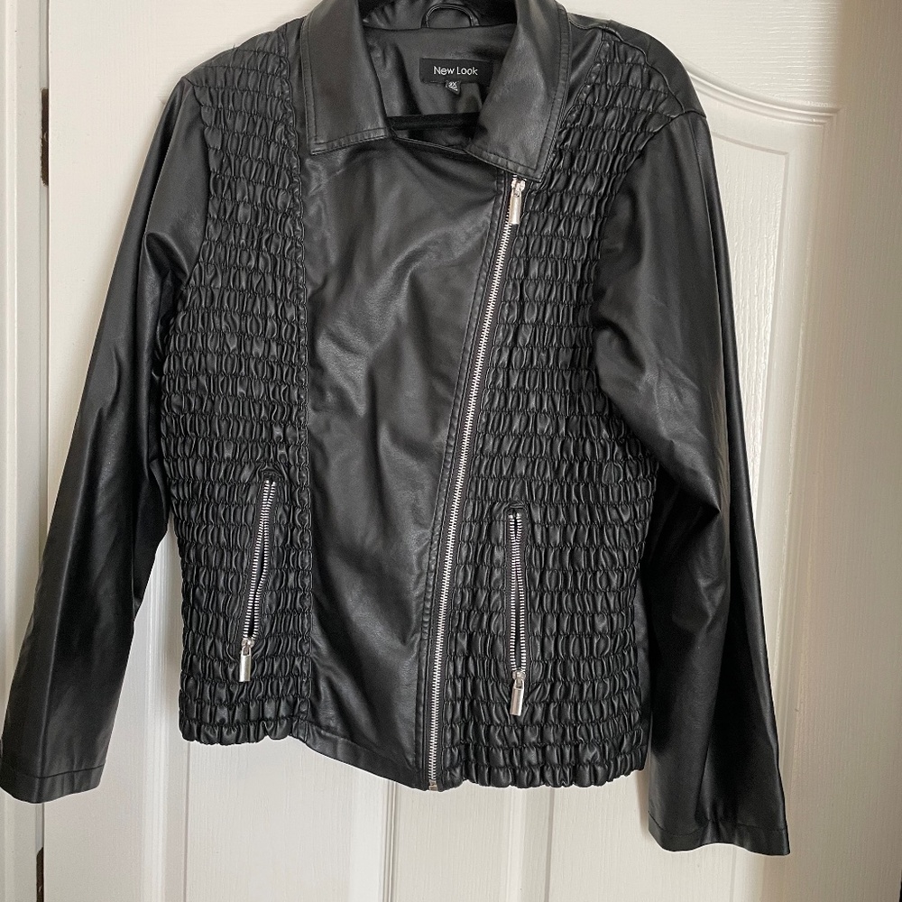 Cute black jacket